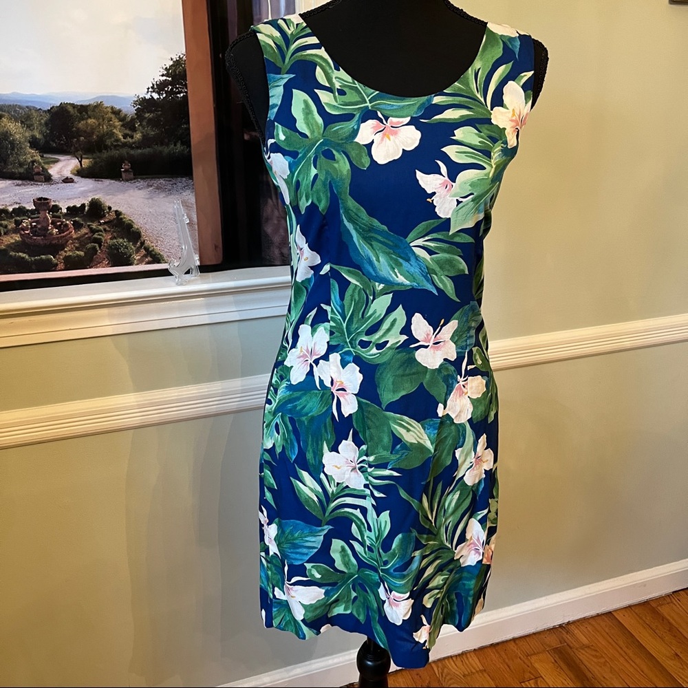 Vintage Hawaiian Paradise Found Floral Dress